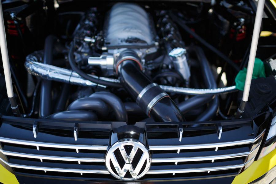  Volkswagen Passat Formula Drift by Tanner Foust 2015 года  (фото 7 из 15)
